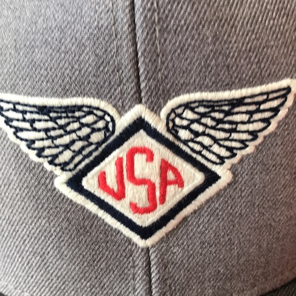 American Eagle 2 tone grey SnapBack baseball cap - Picture 2 of 4